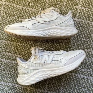New Balance Fresh Foam Arishi Cream Sneakers Size 7.5